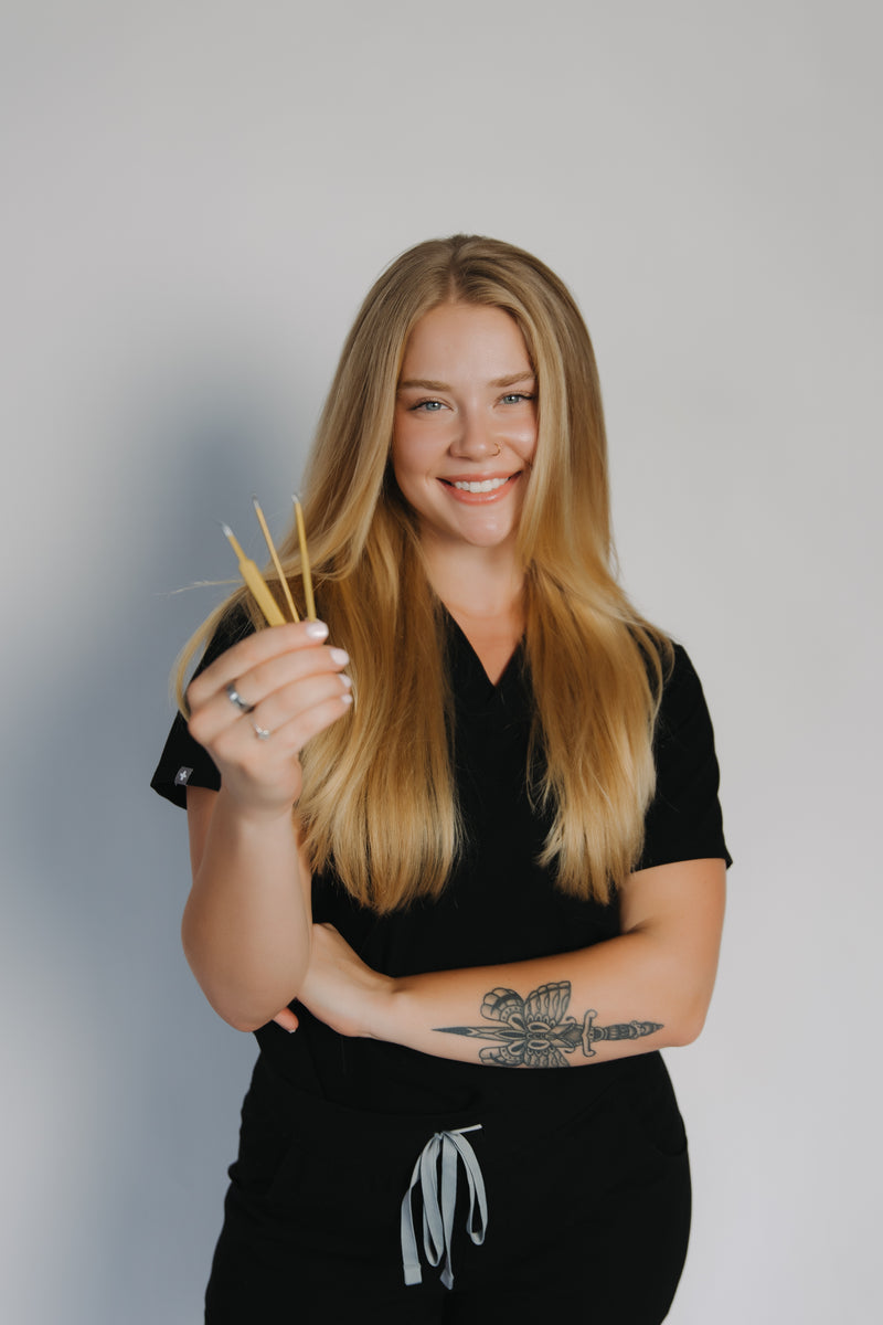 Sarah Shuttleworth, LE